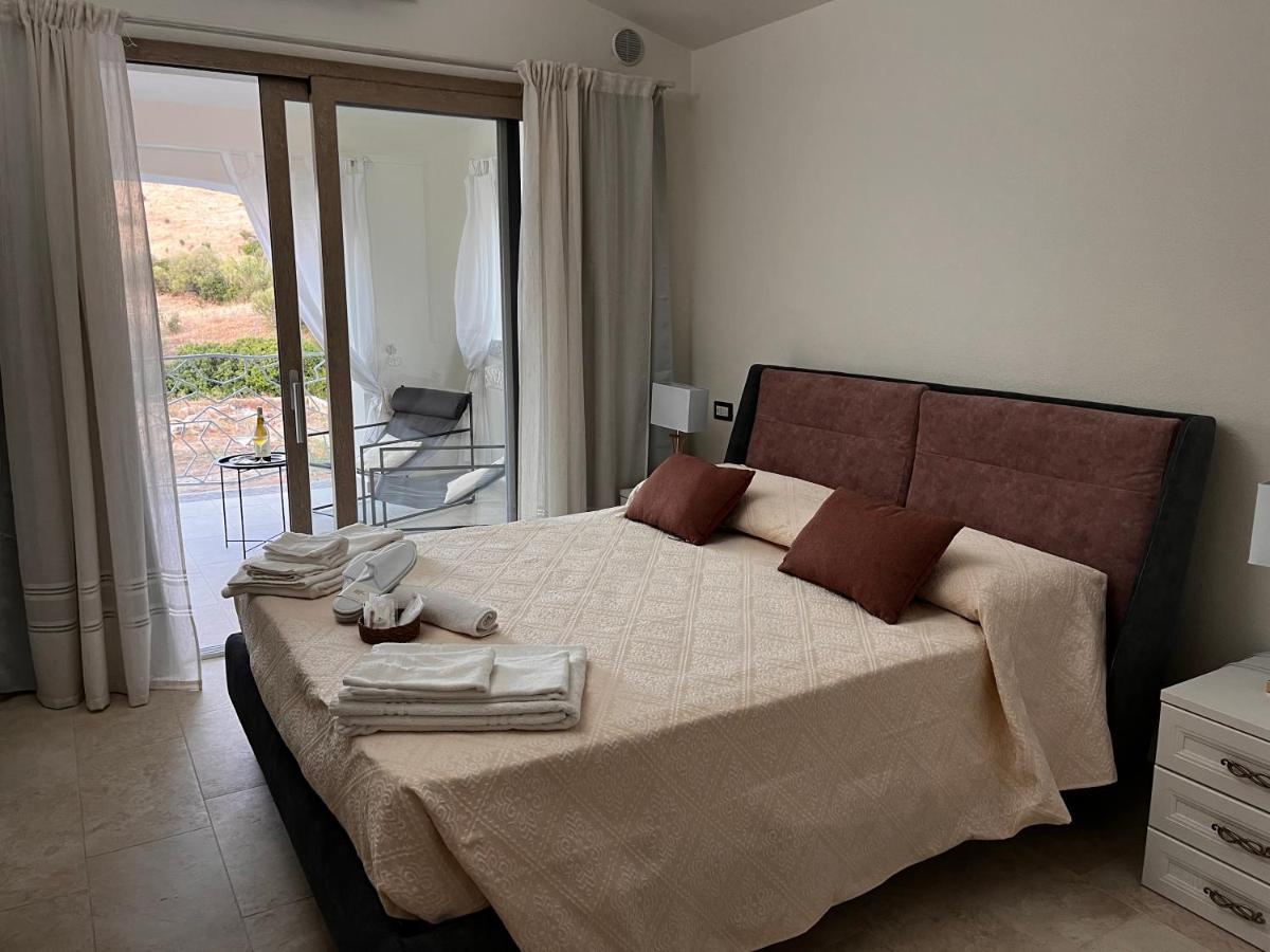 Lamefata Hotel San Teodoro  Eksteriør billede