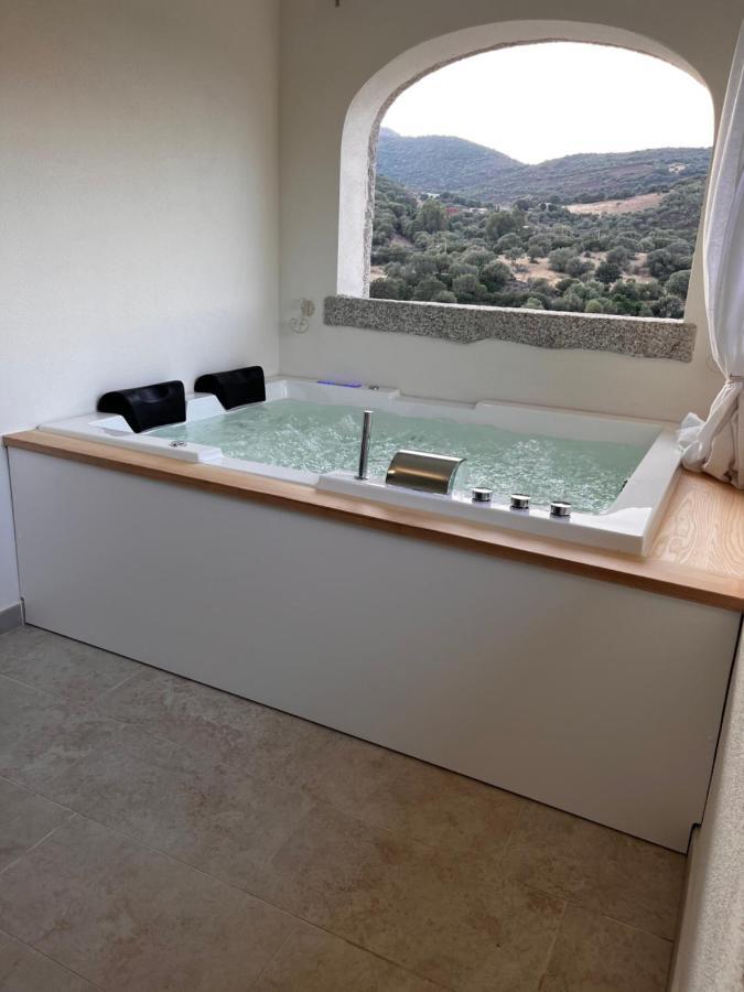 Lamefata Hotel San Teodoro  Eksteriør billede