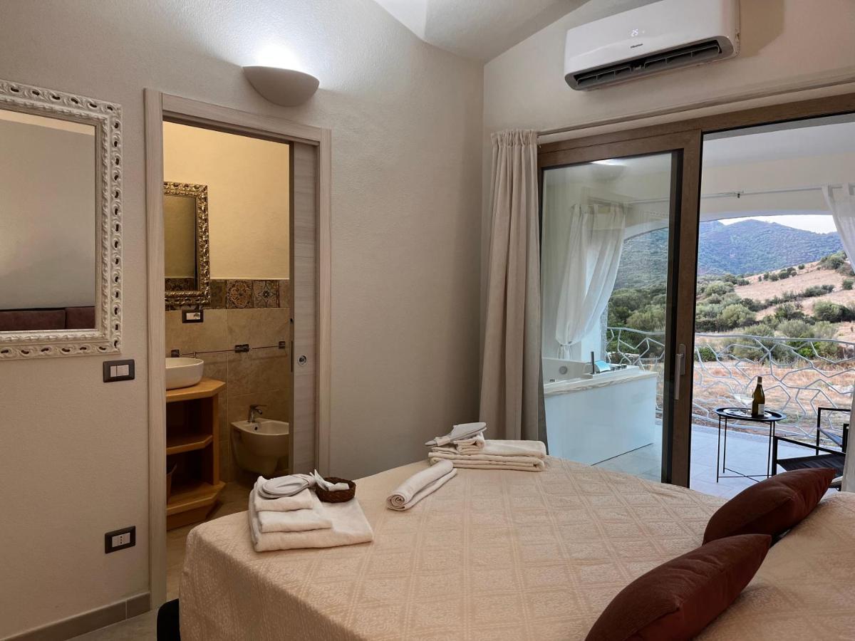 Lamefata Hotel San Teodoro  Eksteriør billede