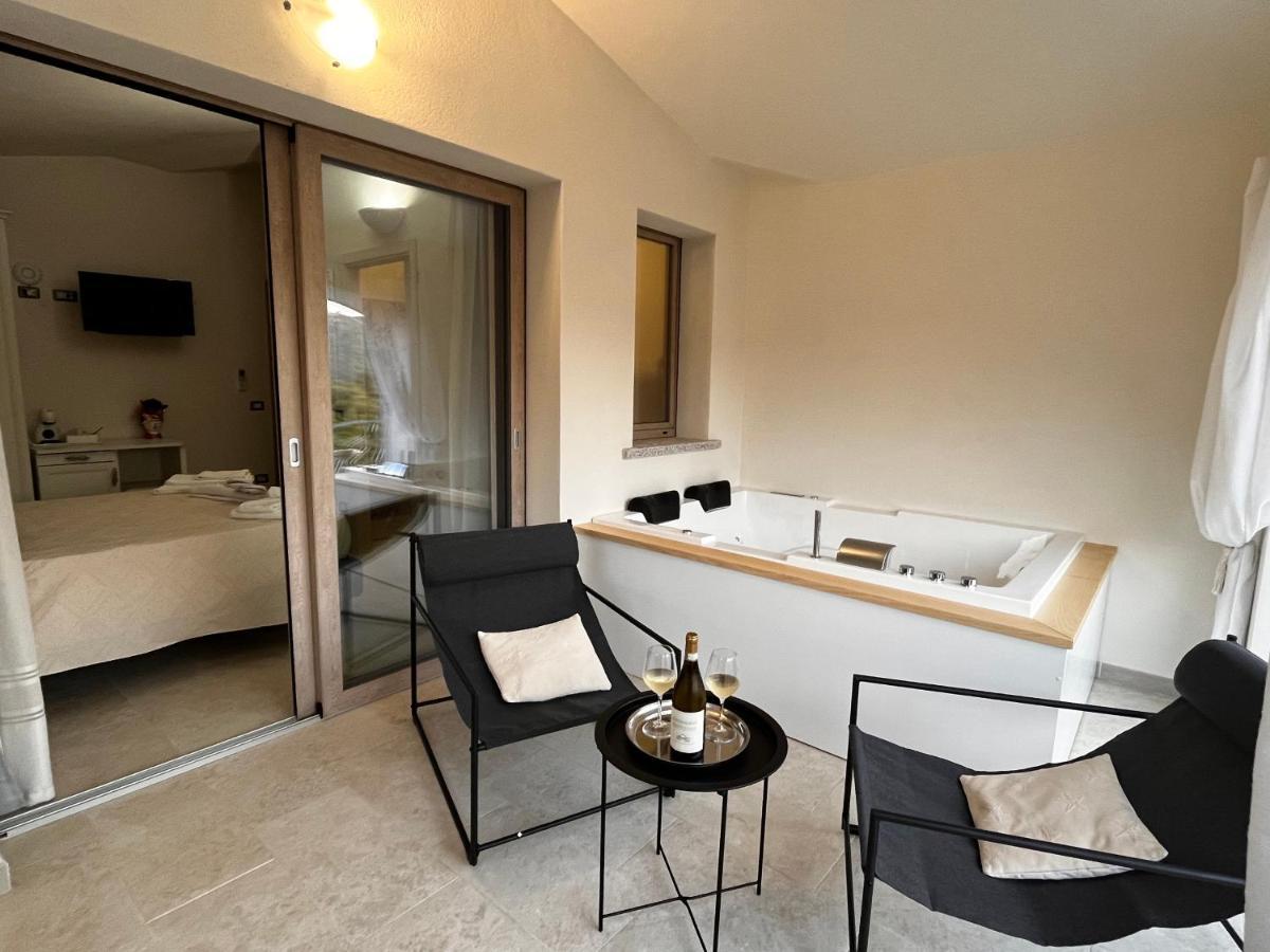 Lamefata Hotel San Teodoro  Eksteriør billede
