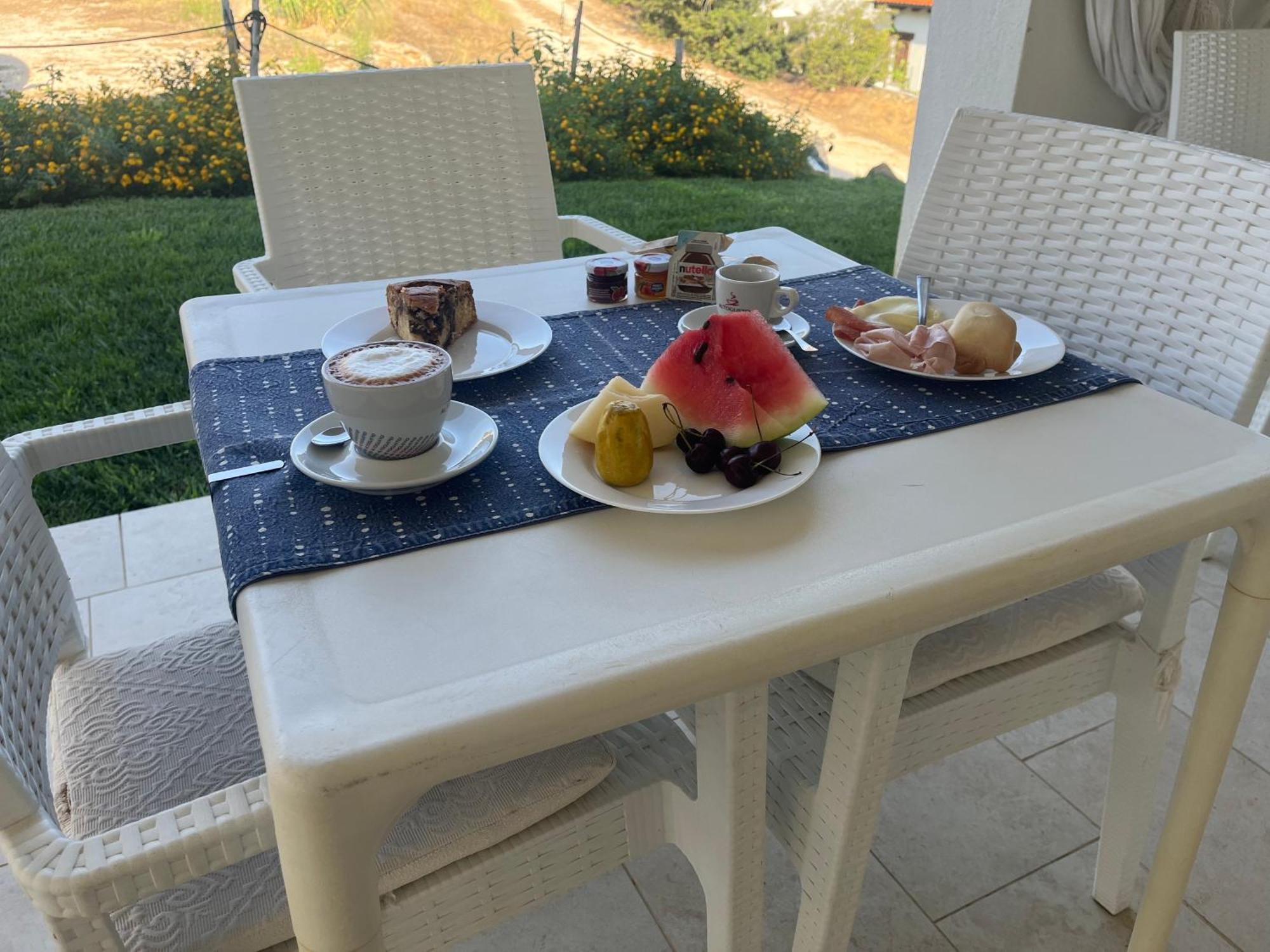 Lamefata Hotel San Teodoro  Eksteriør billede
